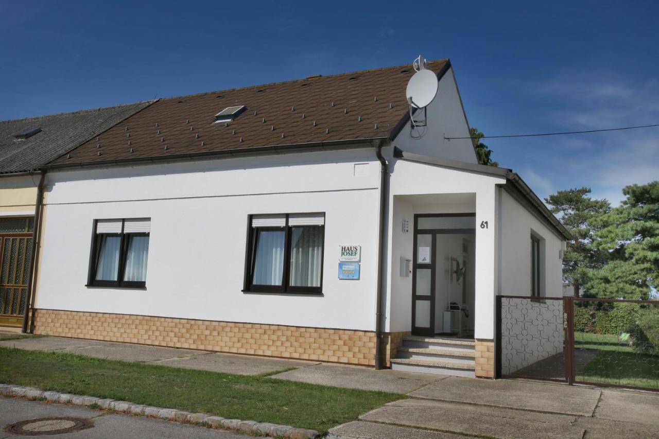 Haus Josef Apartment Sankt Andrä bei Frauenkirchen Екстериор снимка